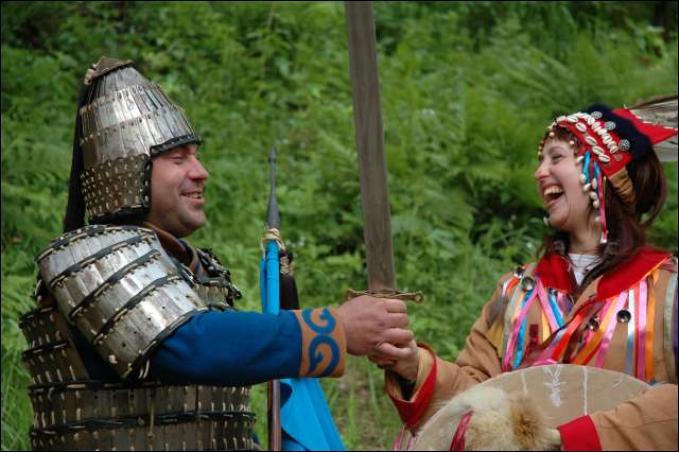 тюркский защитный доспех и шлем 